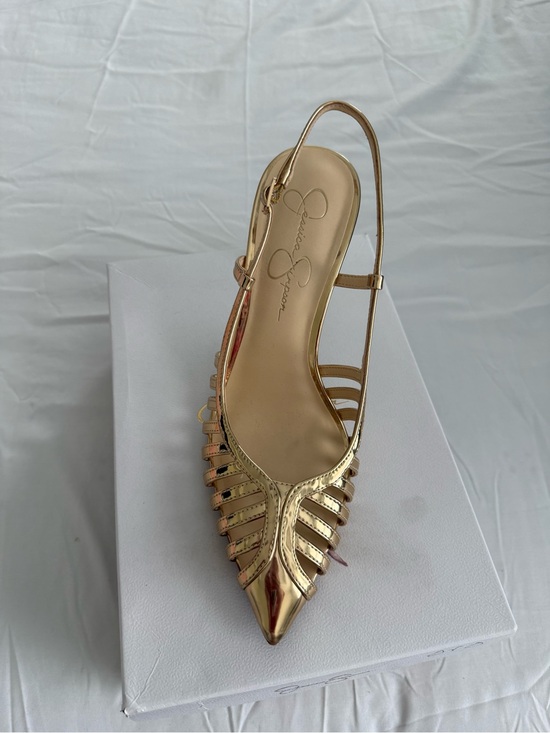 Jessica Simpson Shoes - Jessica Simpson Metallic Gold Pointed Slingback Heels